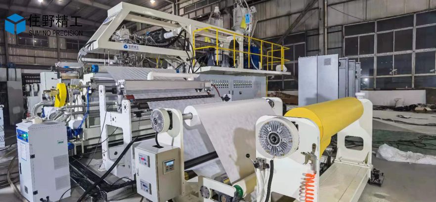 Extrusion casting film lamination machine